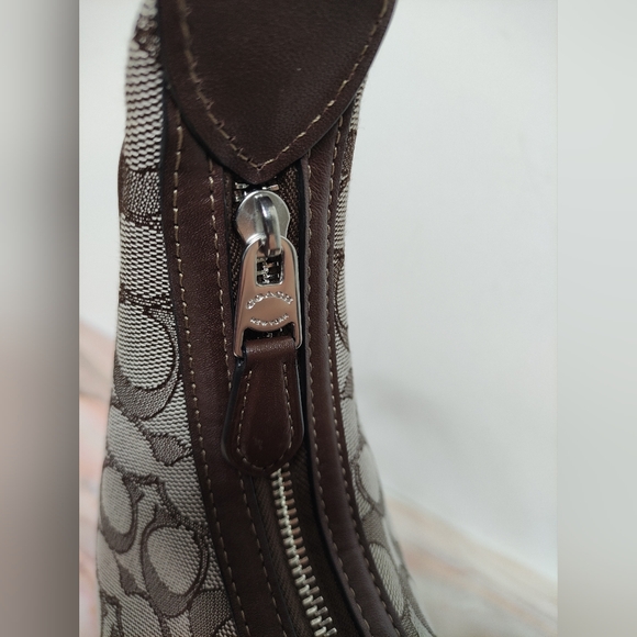 Coach CV001 Carmen Shoulder Bag  In Signature Jacquard - Picture 12 of 13